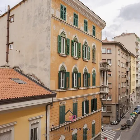 The Ecohouse With Private Parking Space Apartment Trieste